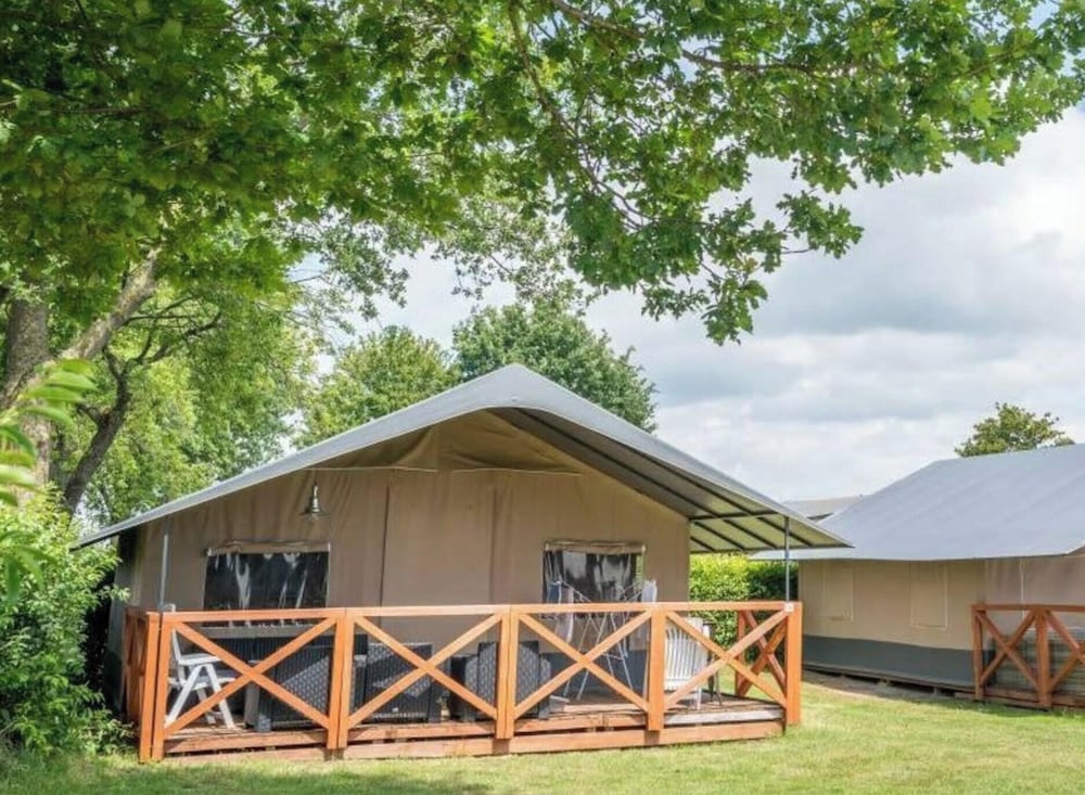 Hotel Holiday Home In Gulpen With Terrace