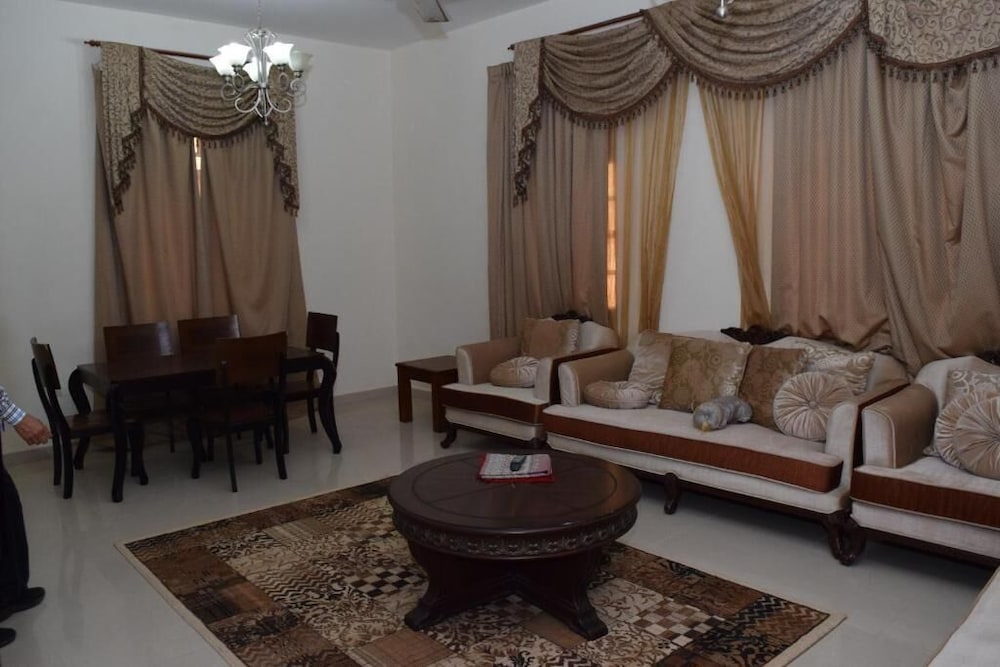 Hotel Red-37 - Bn Breek Villa