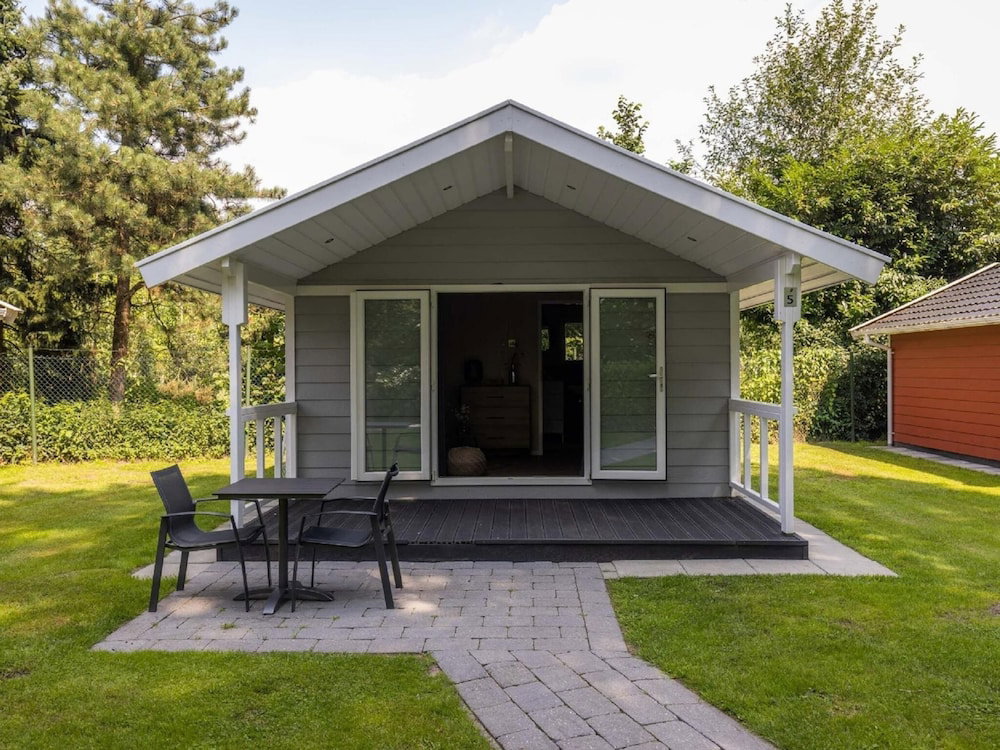 Hotel Tiny House In Brabant With Cozy Terrace