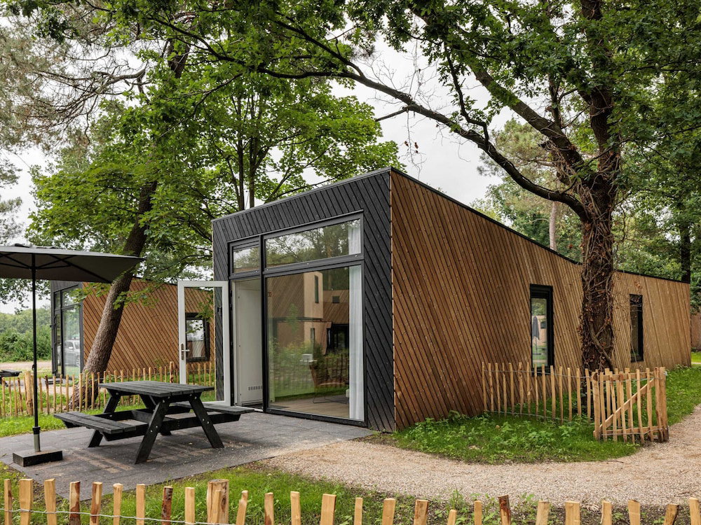 Hotel Lodge In Schaijk With Enclosed Garden