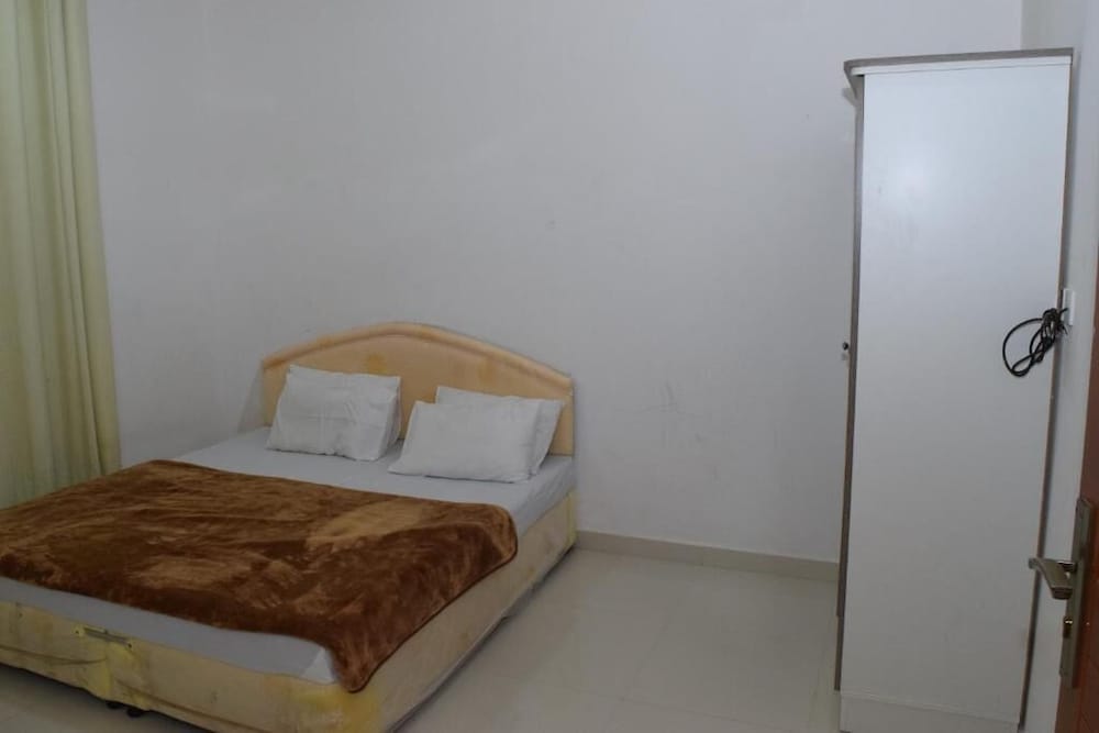 Hotel Red-7 - Alwadi Salalah