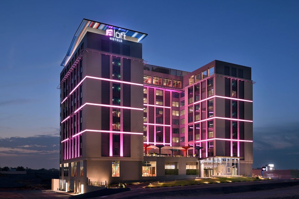 Hotel Aloft By Marriott Muscat