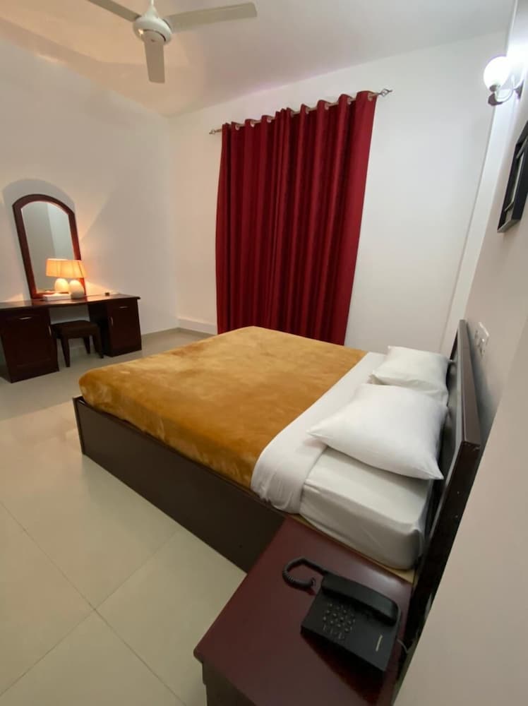 Azaiba Hotel Apartment