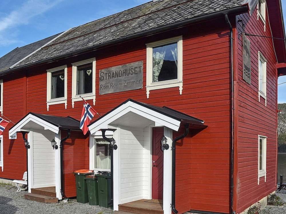 Hotel Holiday Home In Mã¥Ndalen