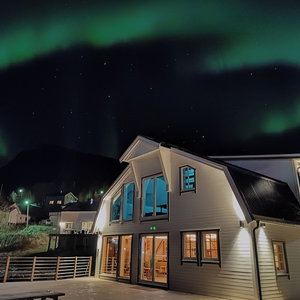 Hotel Torsken Brygge - Senja By Heart cazare Gryllefjord