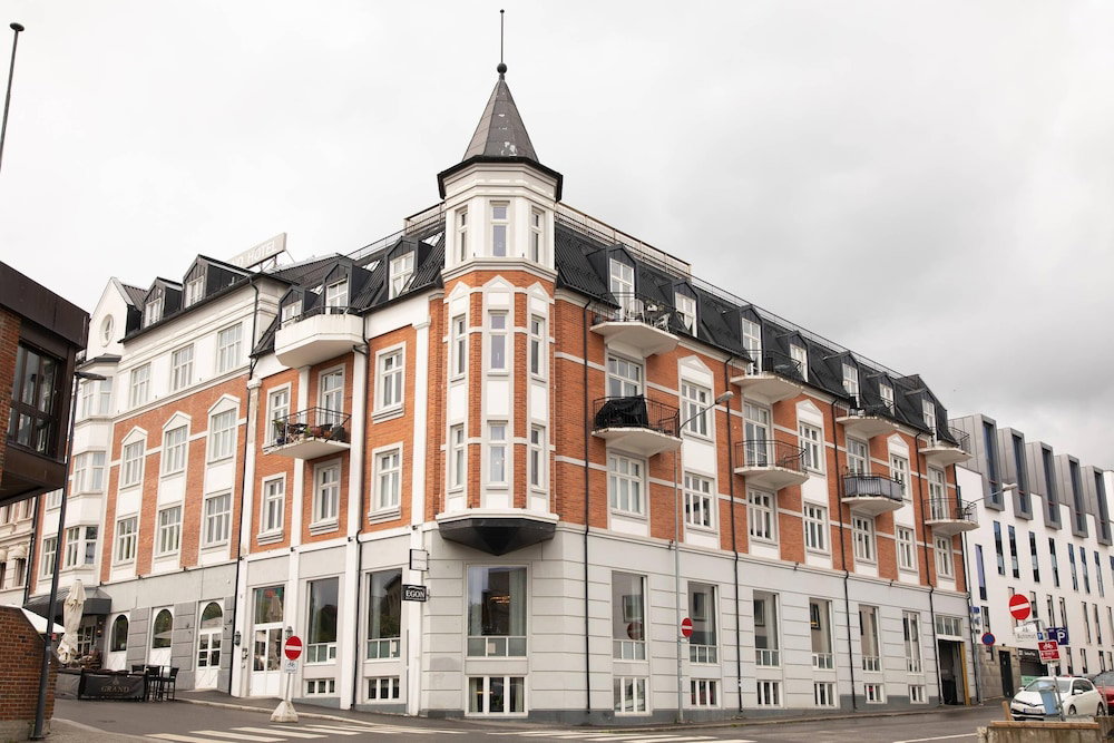 Hotel Home Hotel Grand Gjovik
