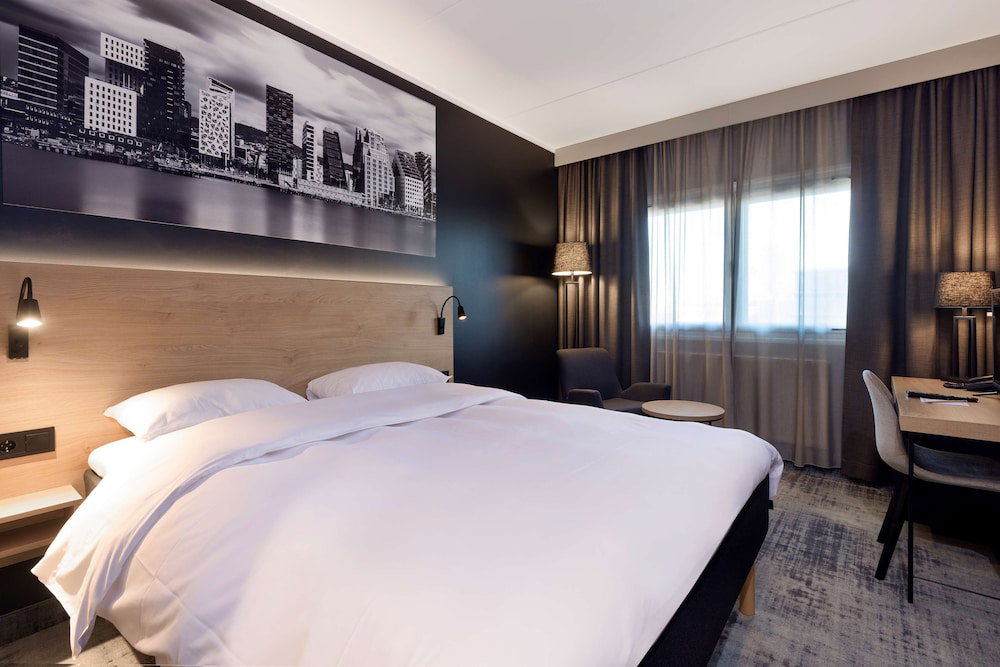 Hotel Park Inn By Radisson Oslo Airport Hotel West