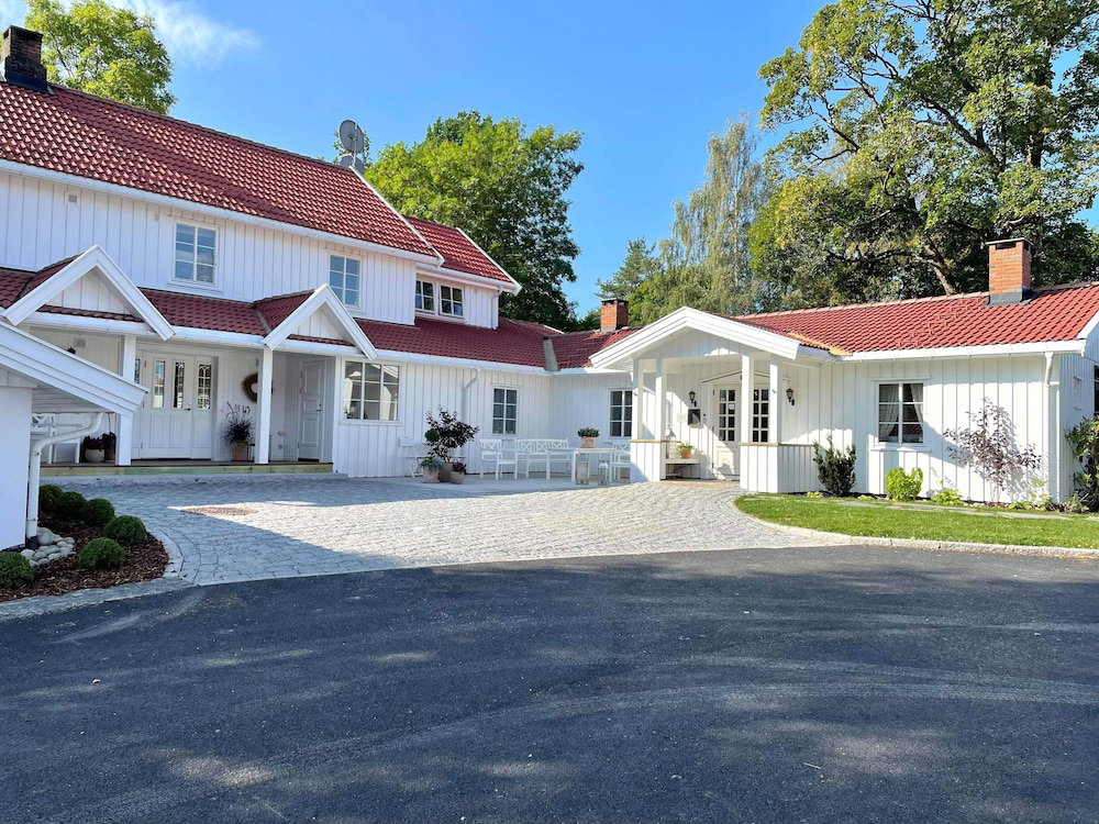 Hotel Trugstad Gård