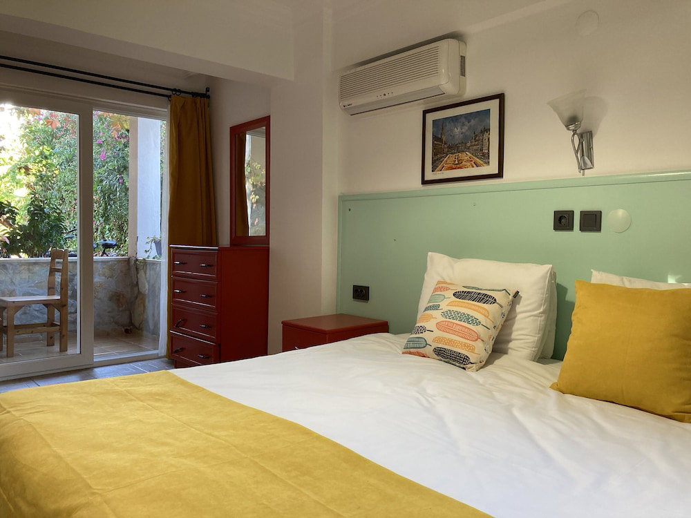 Ten Apart Otel
