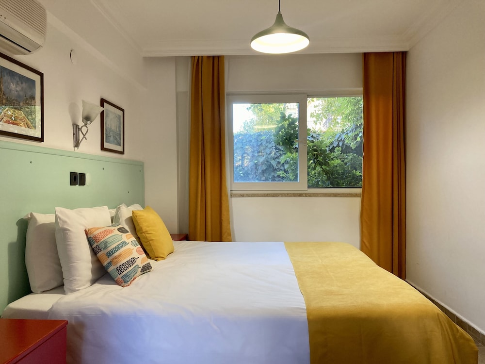 Ten Apart Otel