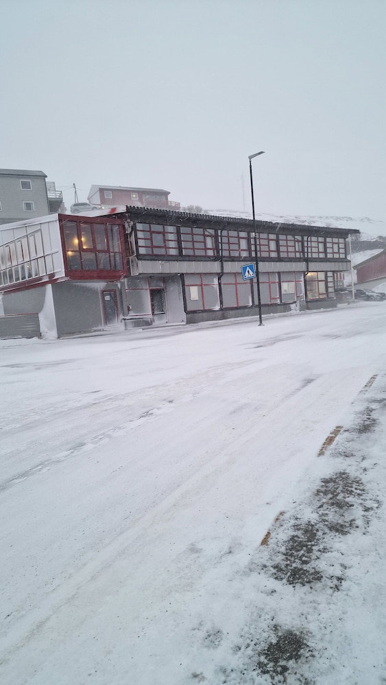 Hotel Mehamn Arctic Hotell As