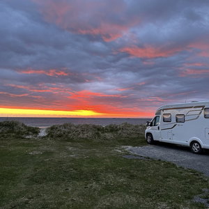Hotel Midnattsol Rom Og Hytter cazare Andenes