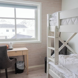 Hotel Mefjord Brygge cazare Gryllefjord