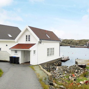 Hotel 7 Person Holiday Home In Utsira cazare Utsira