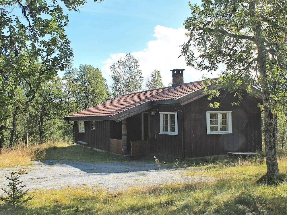 Hotel 6 Person Holiday Home In Nesbyen