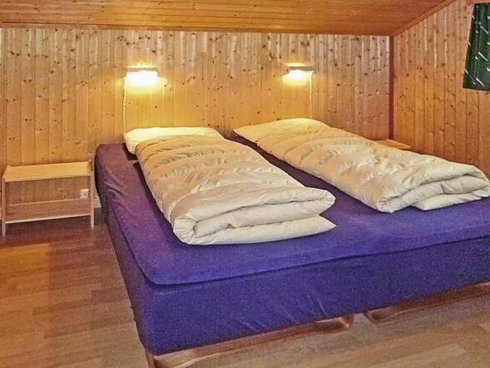 Hotel 6 Person Holiday Home In Olden