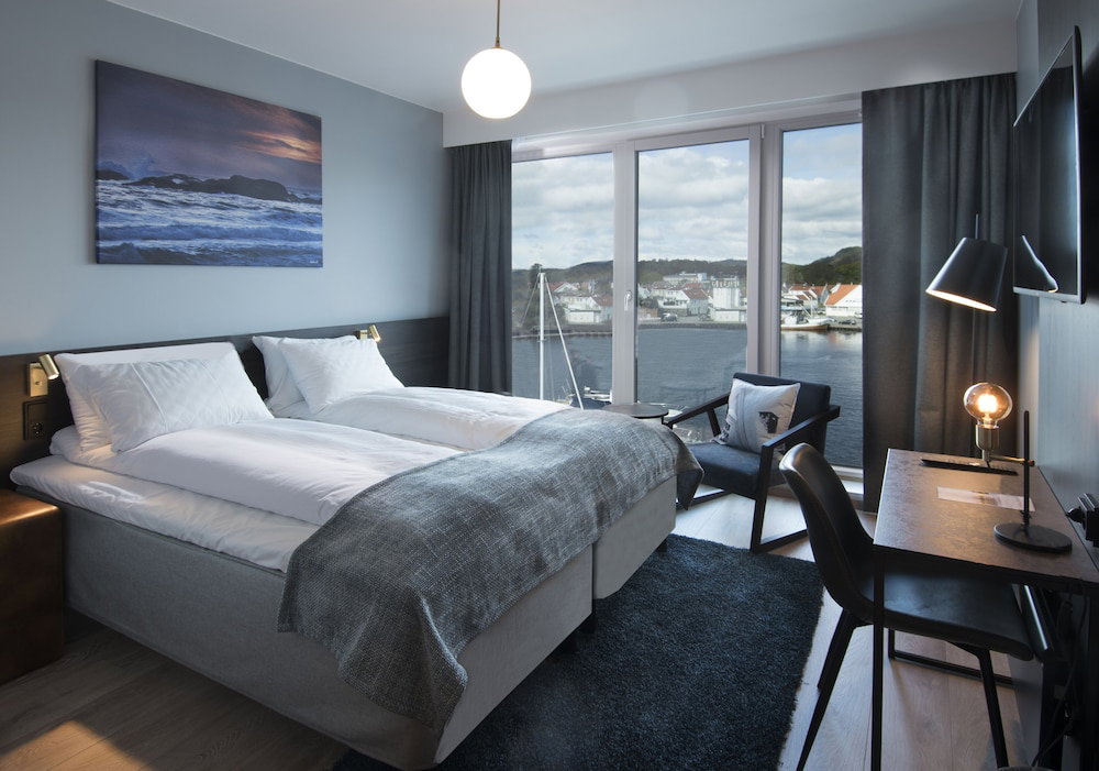 Hotel Mandal Hotel