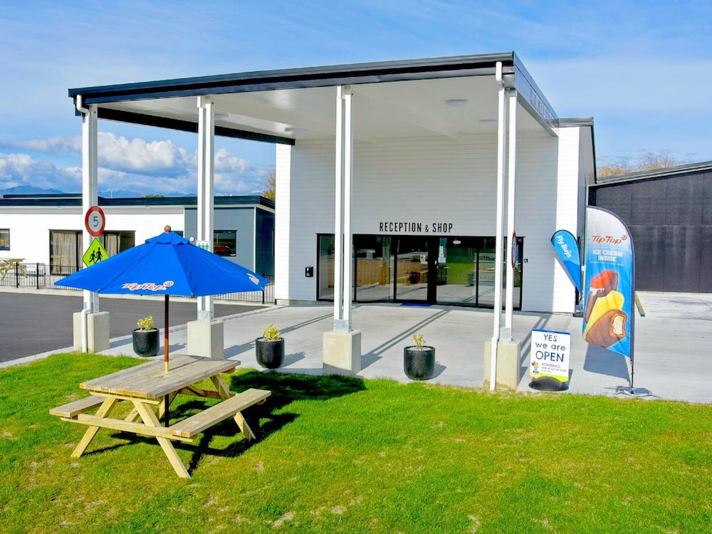 Hotel Hokitikas Kiwi Holiday Park And Motels