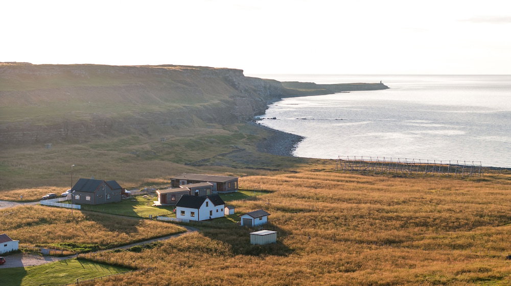 Hotel Ekker Island Arctic Lodge