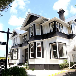 Hotel The Devereux Boutique Hotel cazare Remuera