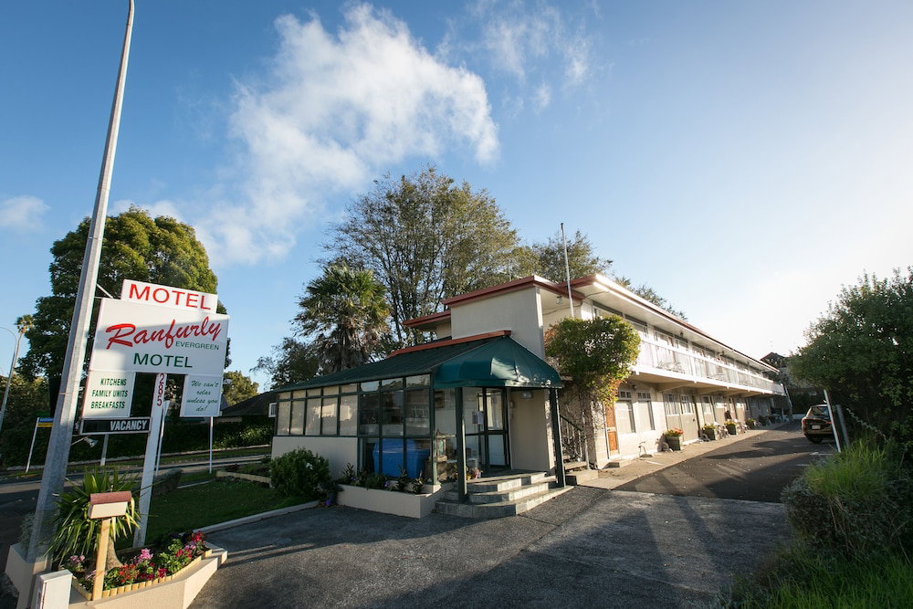 Hotel Ranfurly Evergreen Motel