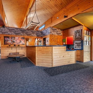 Hotel Smoke Lake Hot Springs Lodge & Camp cazare Rotorua