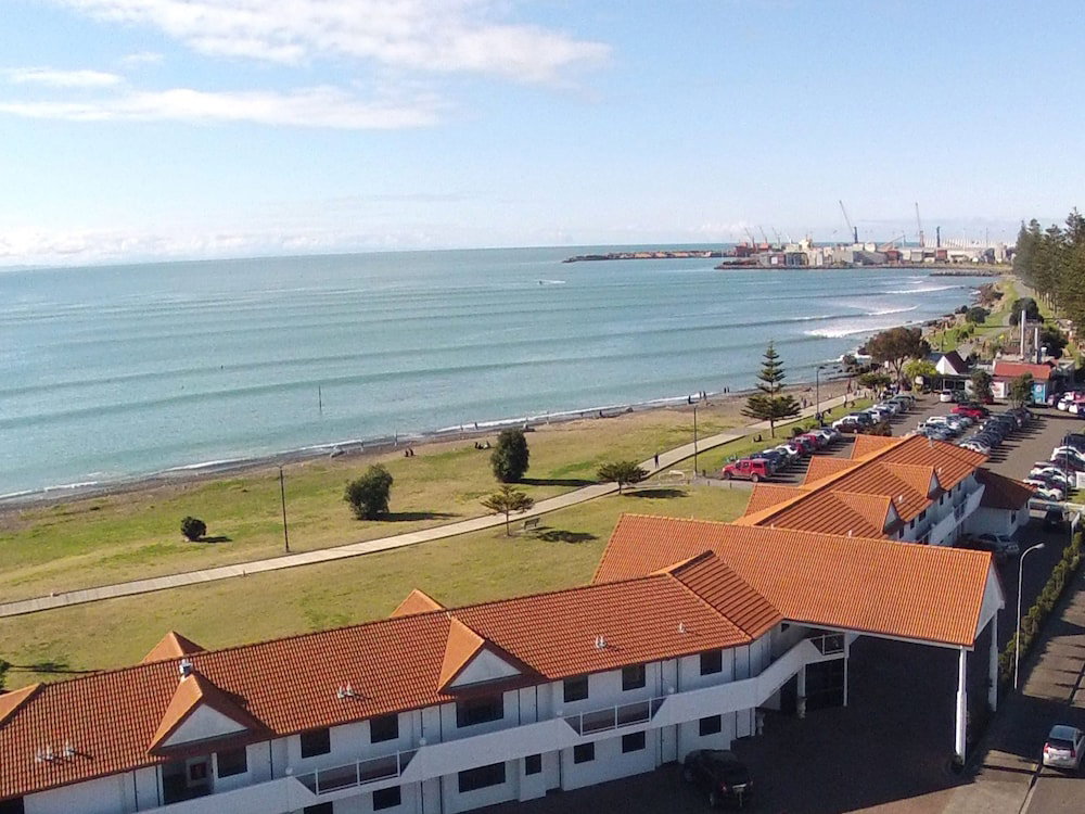Hotel Harbour View Motel On Ahuriri Beach In Napier Nz With Sea View Suites