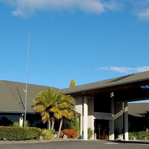 Hotel Lakeland Resort Taupo cazare Wharewaka