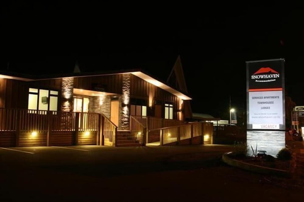Hotel Snowhaven