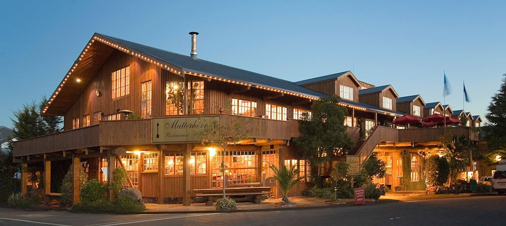 Hotel Powderhorn Chateau