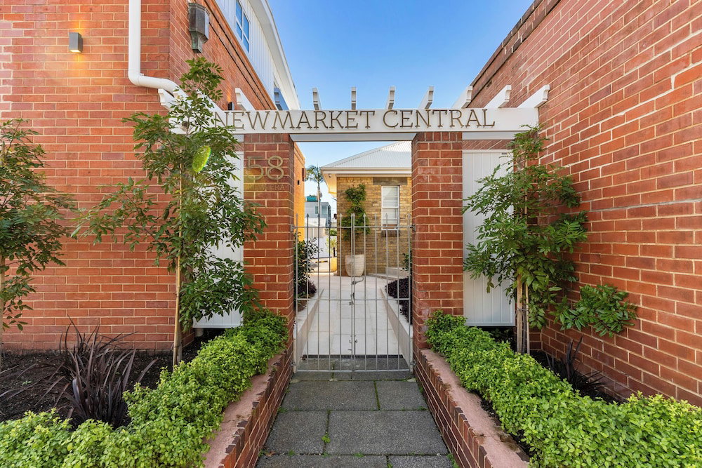 Hotel Newmarket Central Boutique Suites