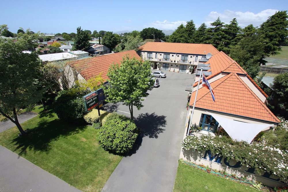 Hotel Bush Inn Court Motel