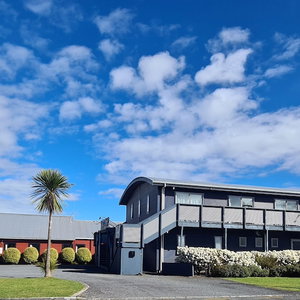 Hotel Lknz Lodge & Cafe cazare Waiouru