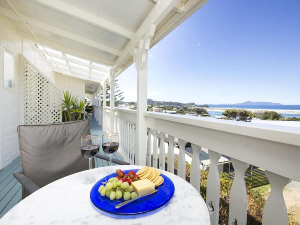 Hotel Mangawhai Lodge