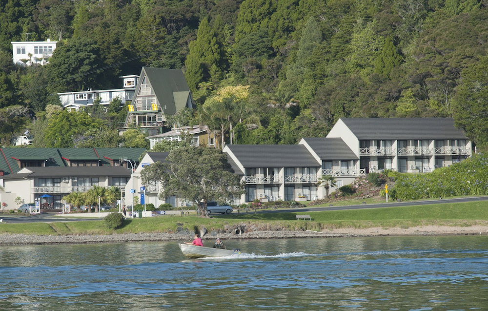 Hotel Breakwater Motel