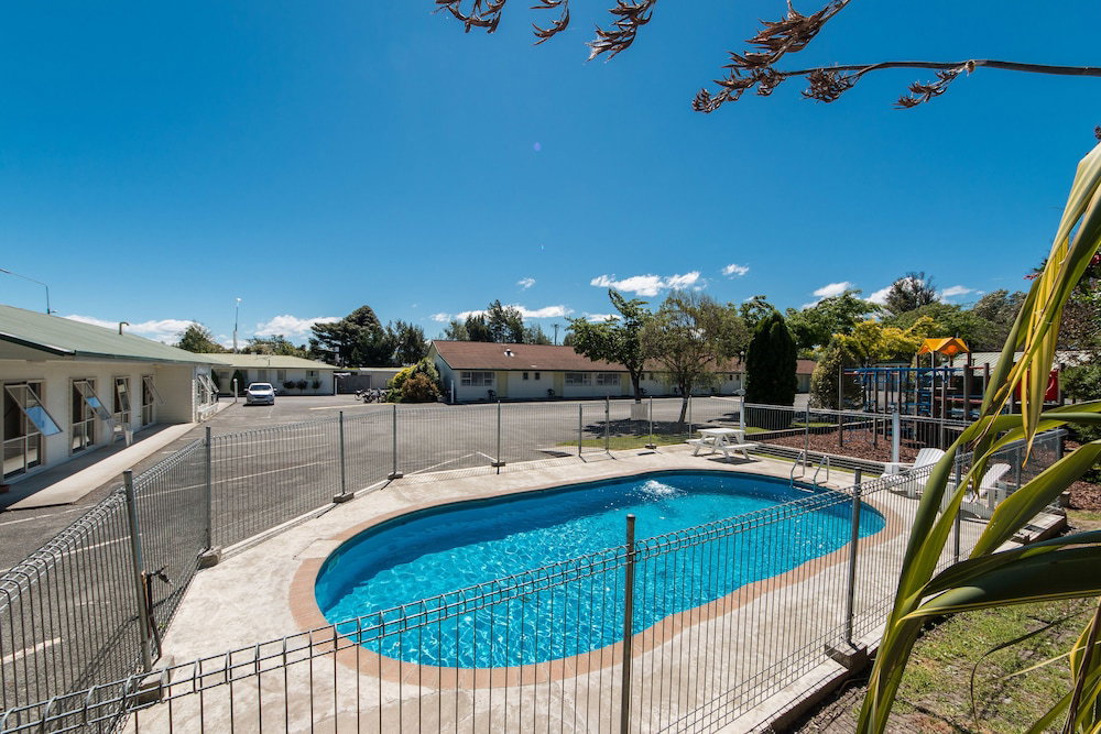 Hotel Blenheim Bridges Holiday Park