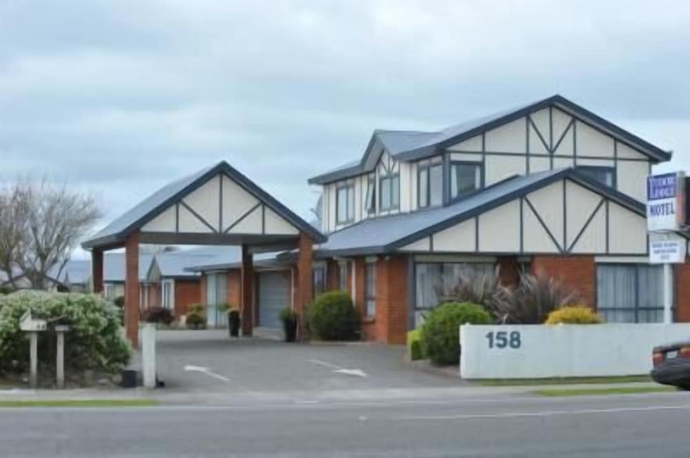 Hotel Tudor Lodge Motel