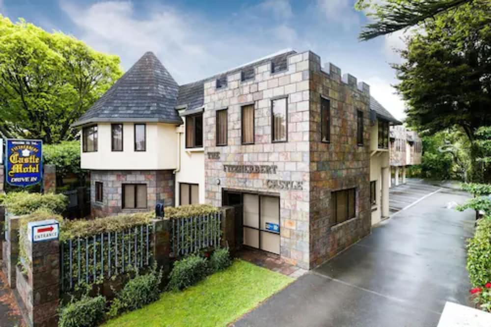 Hotel Fitzherbert Castle Motel