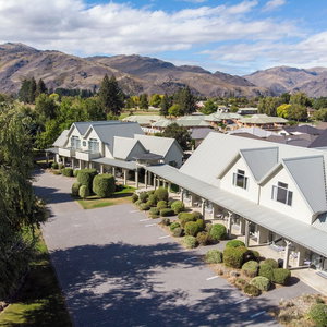 Hotel Colonial Manor Motel cazare Cromwell
