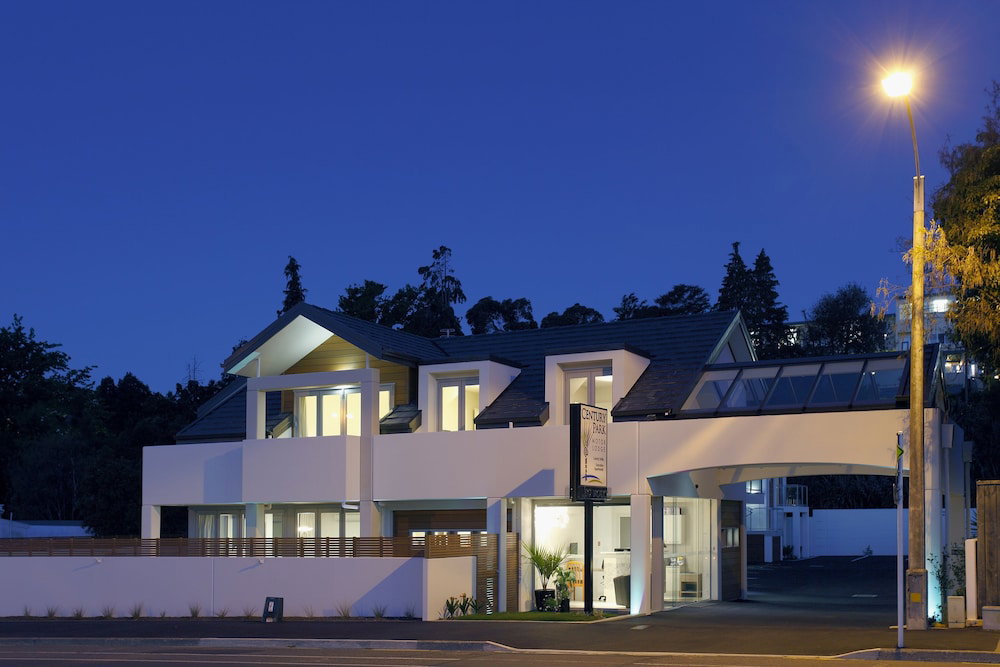 Hotel Century Park Motor Lodge
