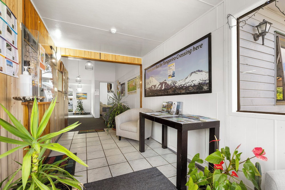 Hotel Manowhenua Lodge - Hostel