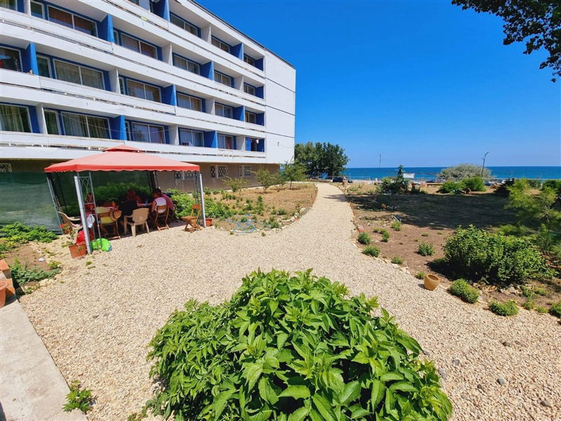Almaris (fost Excelsior)