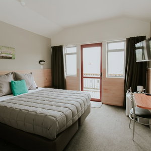 Hotel Waitomo Village Chalets Home Of Kiwipaka cazare Otorohanga