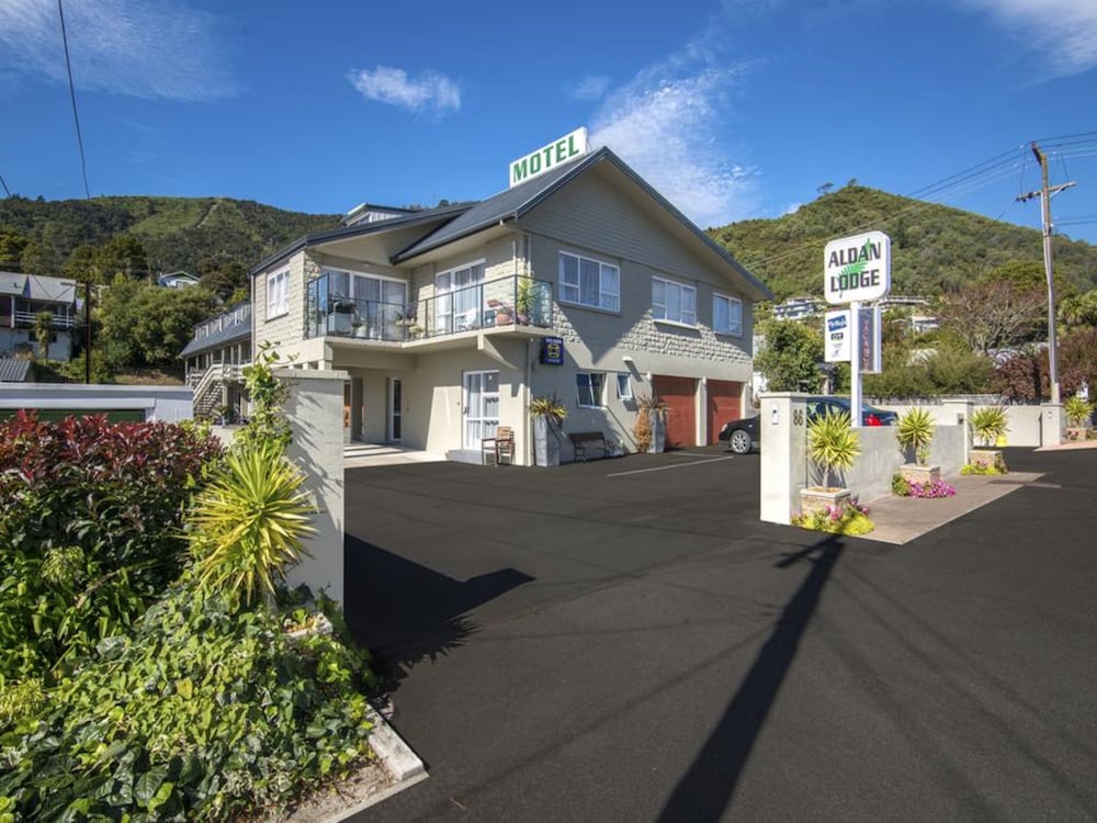 Hotel Aldan Lodge Motel