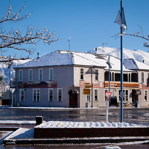 Hotel The Brown Pub cazare Methven