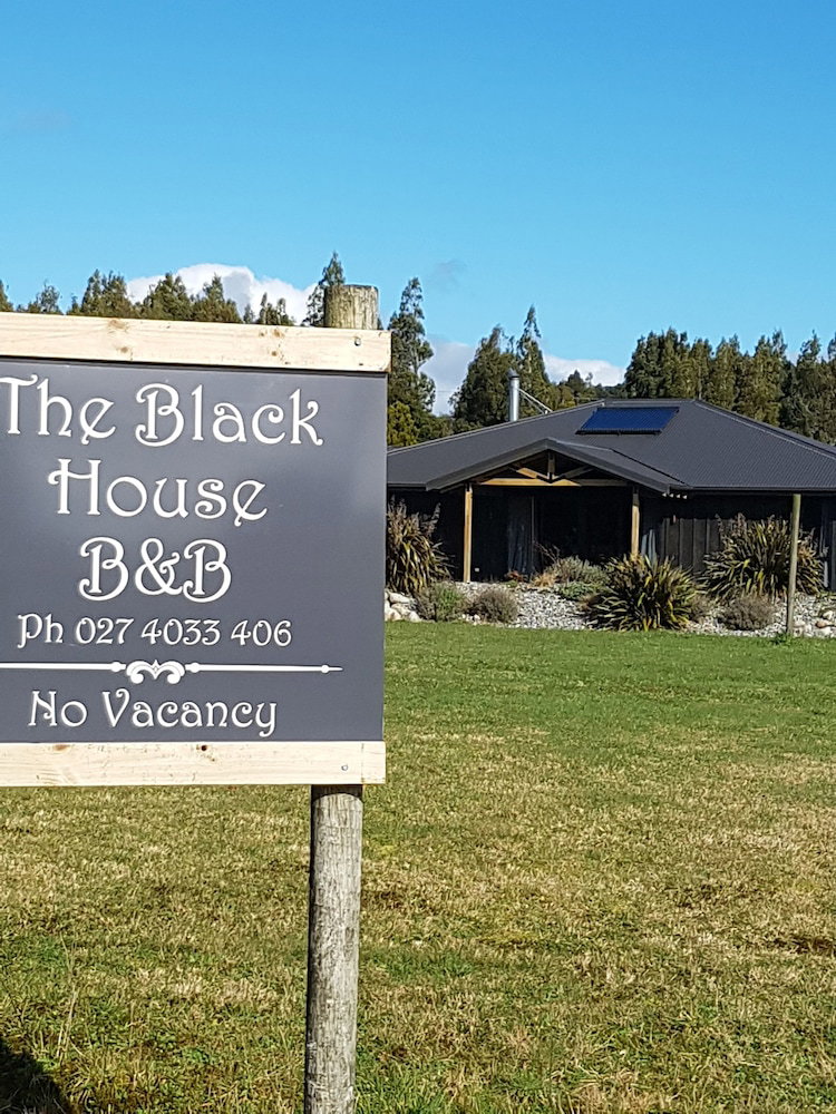 Hotel Blackhouse Guesthouse