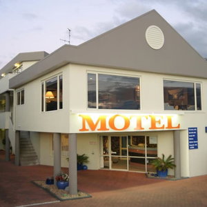 Hotel Baycourt Lakefront Motel cazare Taupo