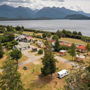 Hotel Manapouri Holiday Park cazare Te Anau