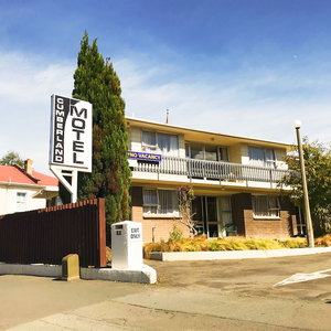 Hotel Cumberland Motel cazare Opoho