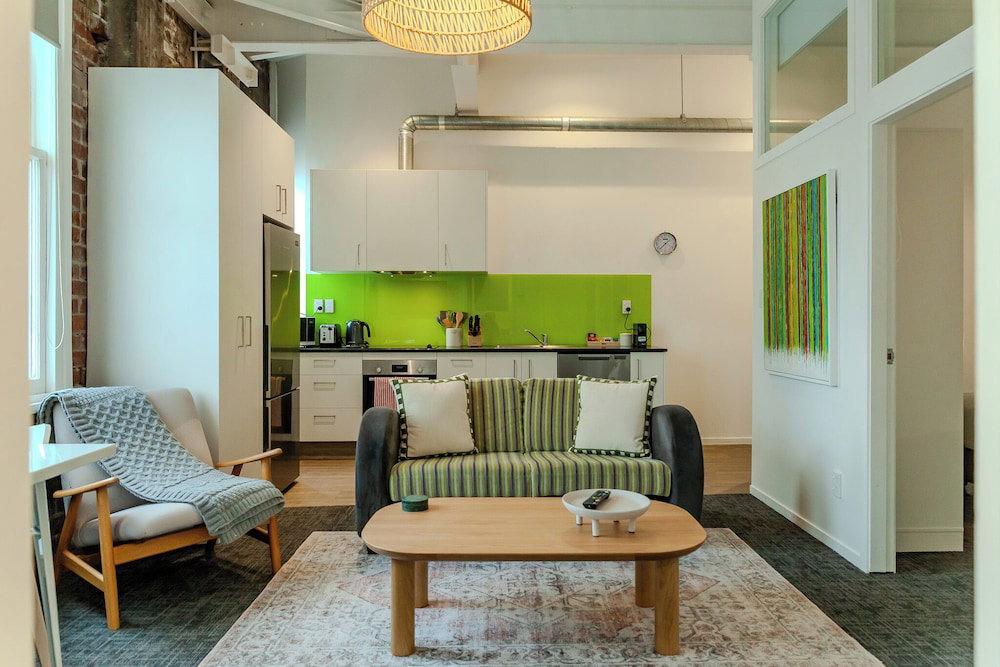 Hotel U Suites At James Smith On Cuba Street